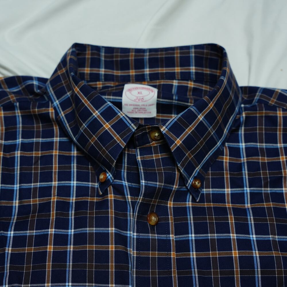 Brooks Brothers 346 Men's XL Navy Plaid Non-Iron Shirt